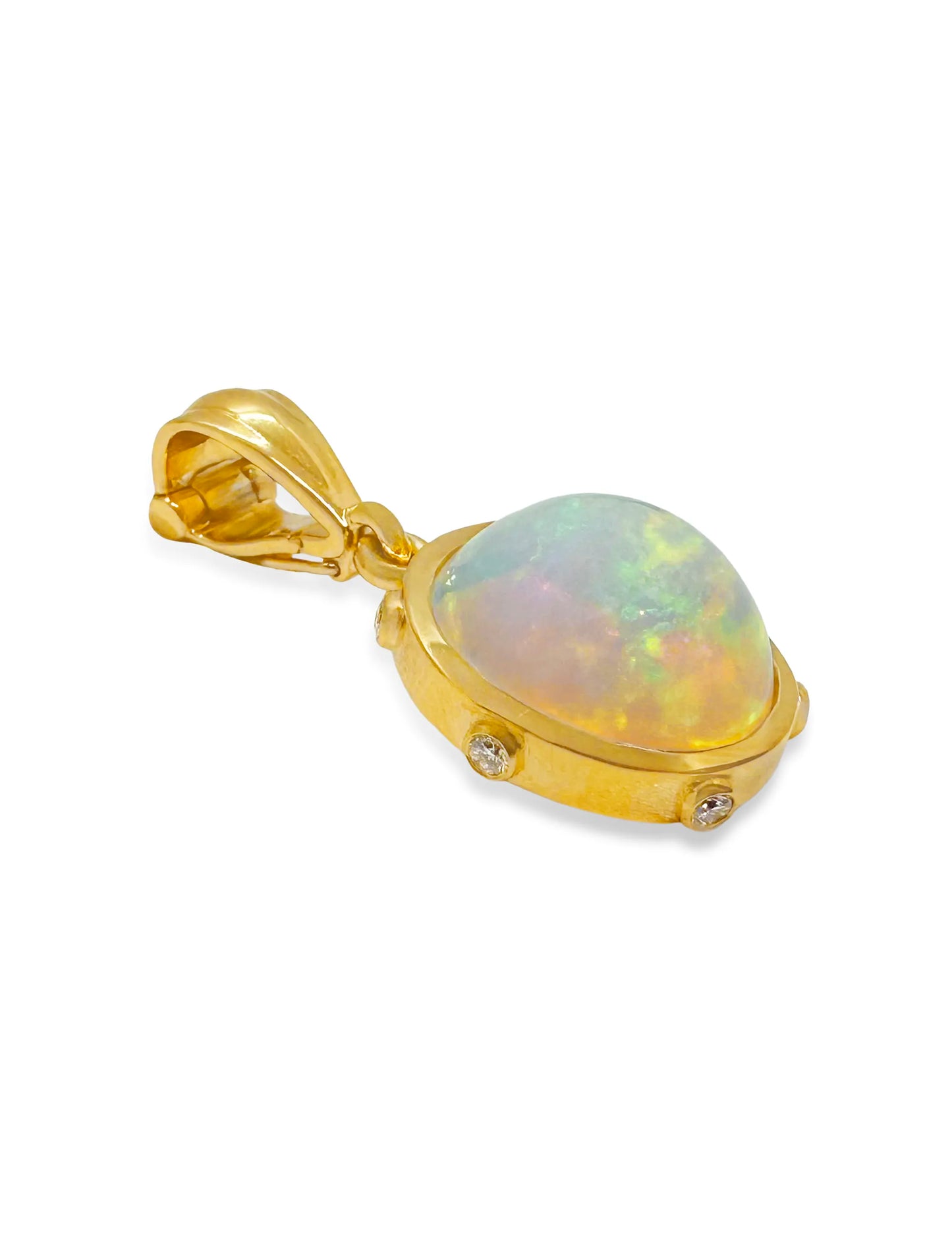 KITO OPAL PENDANT OVAL