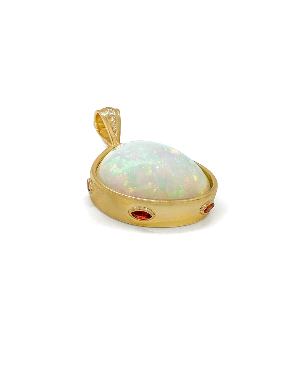 KITO OPAL PENDANT