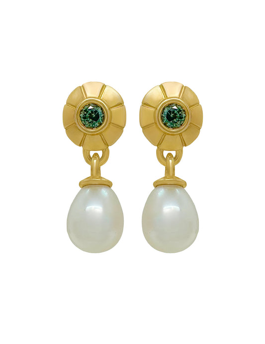 OBO LARGE  STUD WITH PEARLS