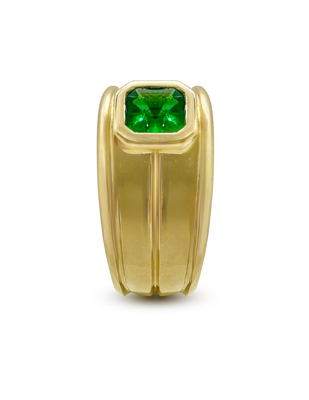 RIBBED CIGAR BAND EMERALD RING