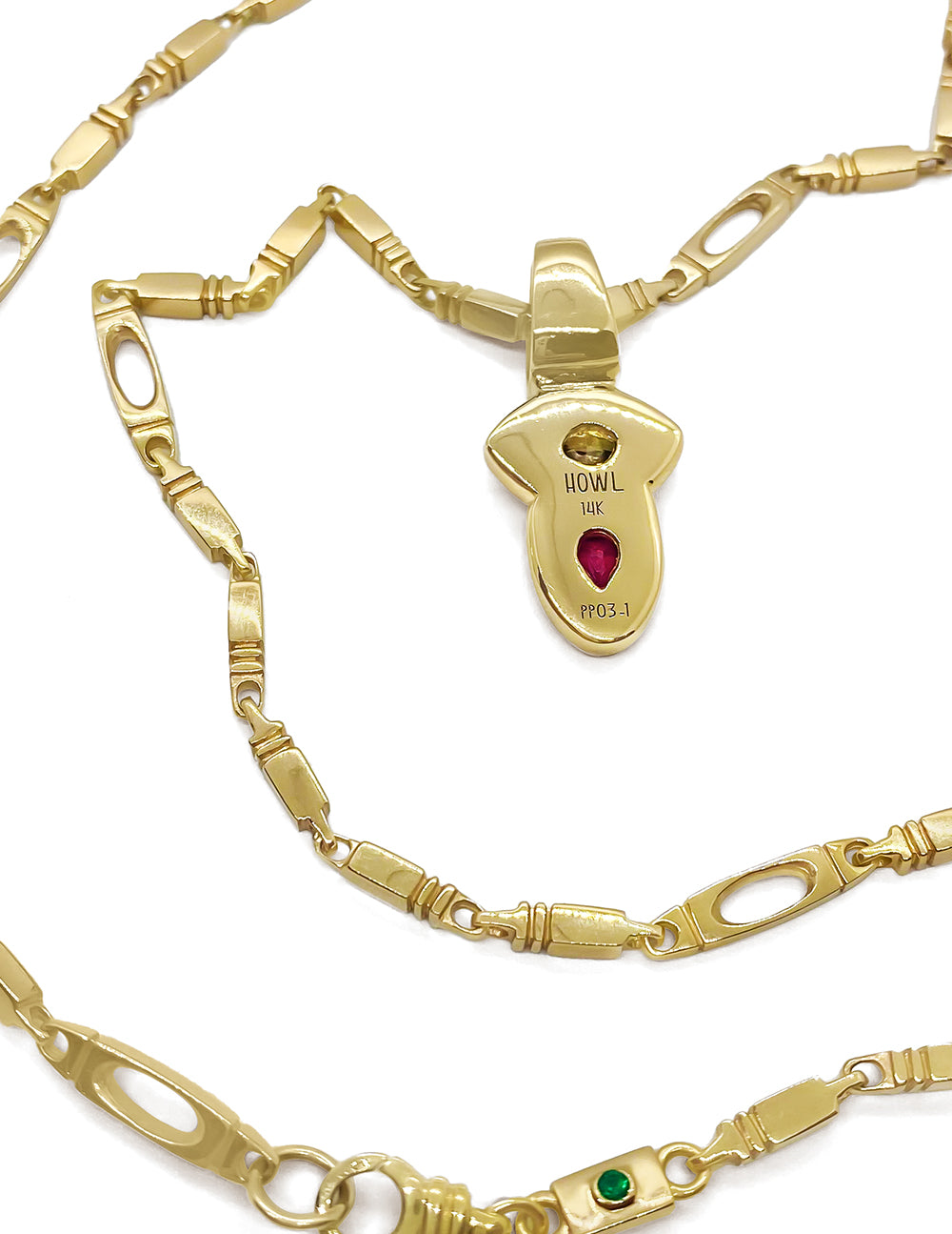 THE YELLOW DIAMOND ARROWHEAD PENDANT