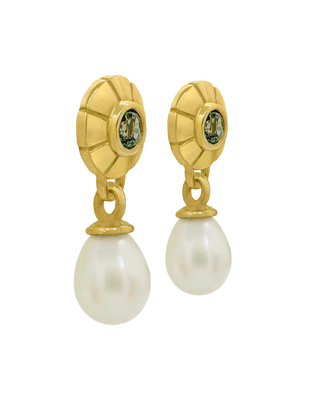 OBO LARGE  STUD WITH PEARLS