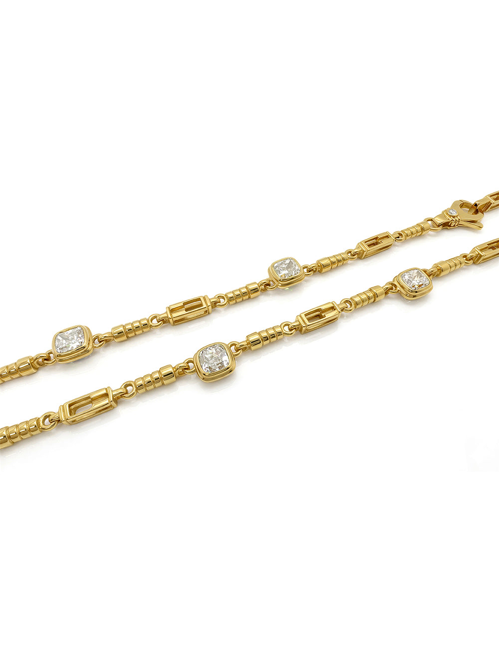 SPIRE NECKLACE WITH CUSHION DIAMONDS