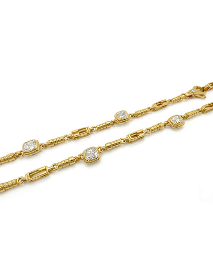 SPIRE NECKLACE WITH CUSHION DIAMONDS