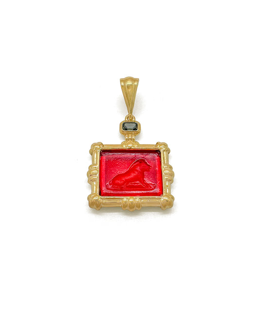 TEMBO PENDANT WITH RED LION VENETIAN GLASS
